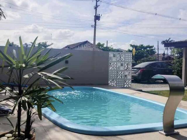 #LT0007 - Casa para Temporada em Itapoá - SC