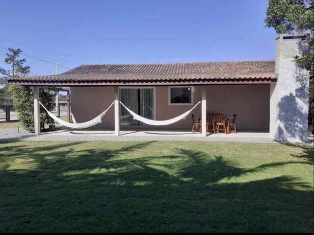 #LT0007 - Casa para Temporada em Itapoá - SC