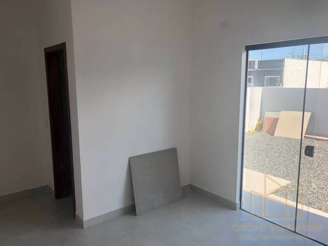 #C0018 - Casa para Venda em Itapoá - SC