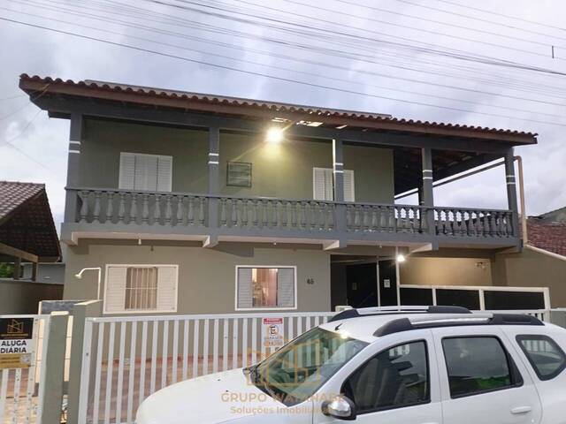 #78 - Casa de Praia para Temporada em Itapoá - SC